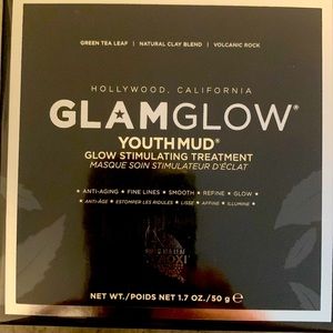 Glam glow Youthmud